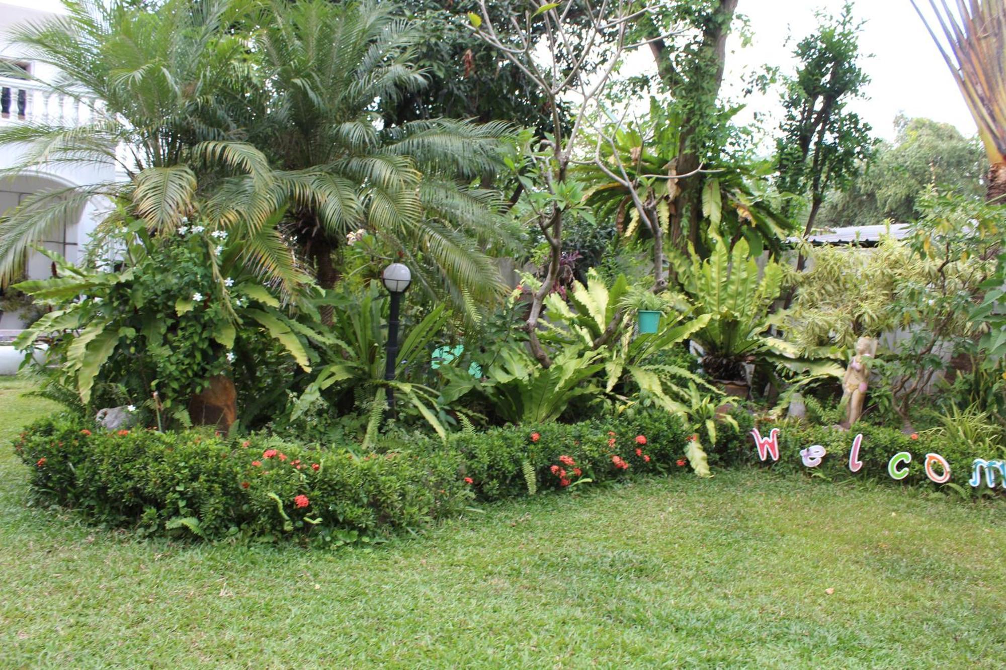 White Elephant Resort Surin Esterno foto