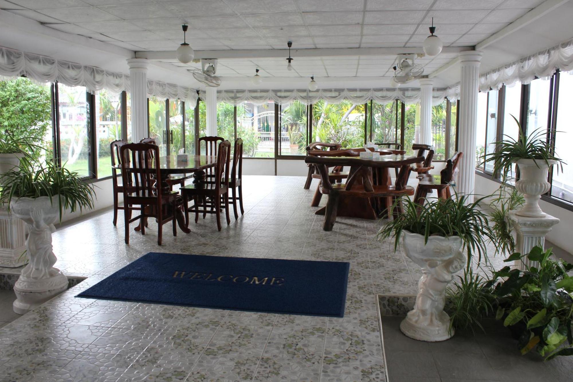 White Elephant Resort Surin Esterno foto