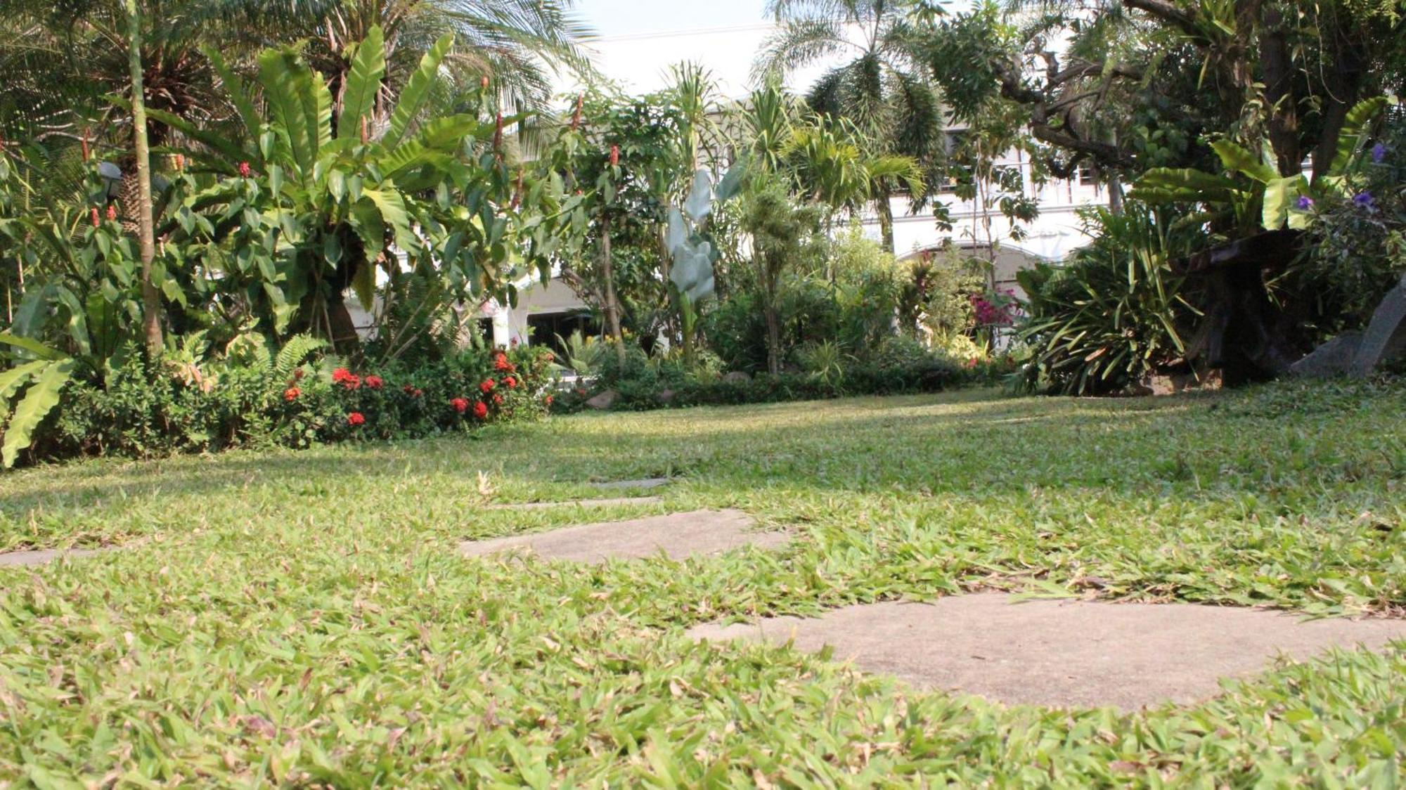 White Elephant Resort Surin Esterno foto